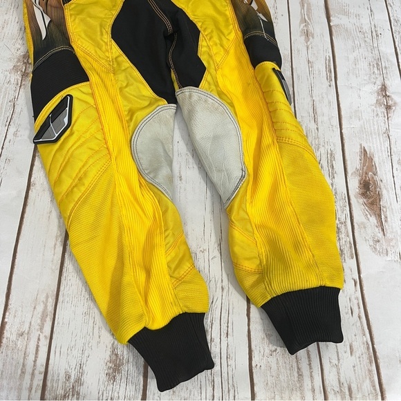 Fly Racing‎ Style 805 Pants Size 24 Yellow Black Dirtbike Motorcycle Riding - Picture 12 of 14